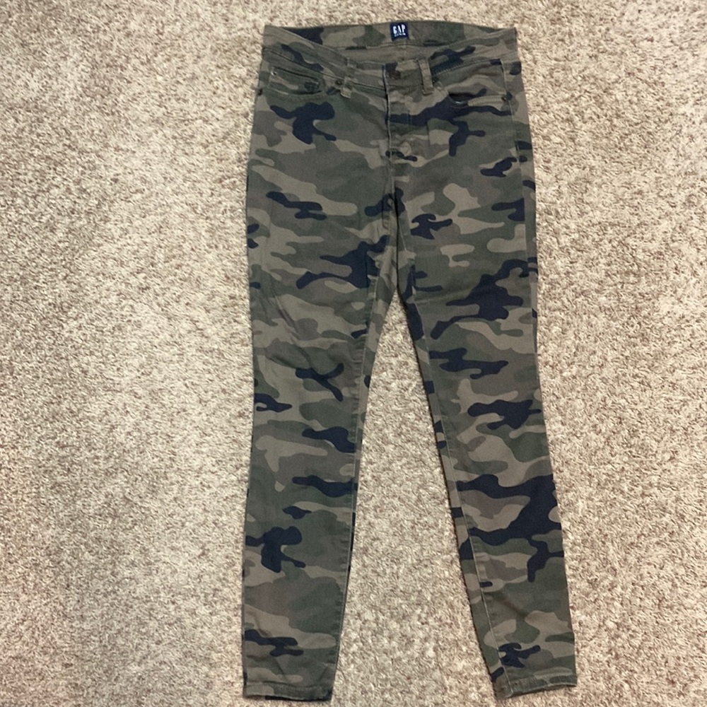 GAP Camo Jegging - LIKE NEW!